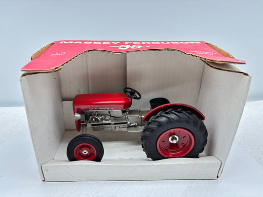 1/16 Massey Ferguson 35 Collectors Edition