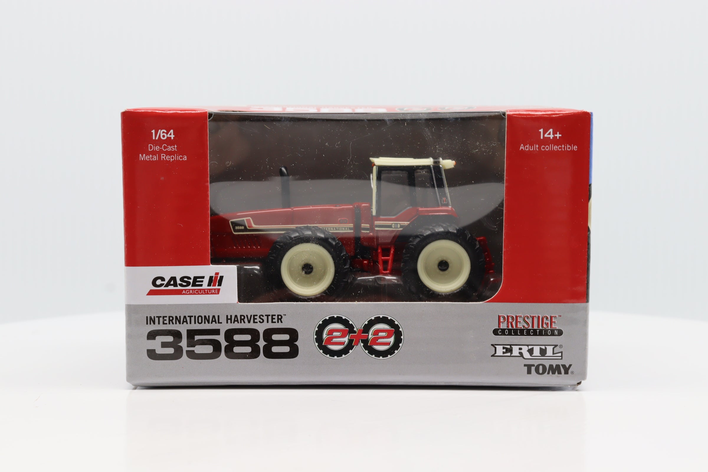 1/64 International 3588