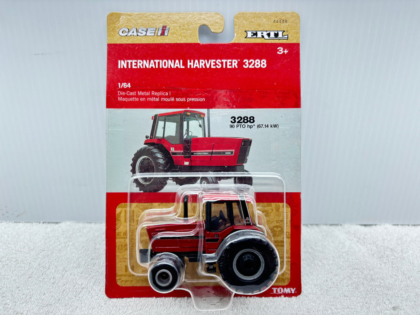 1/64 International 3288