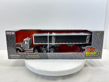 1/32 Freightliner 12250