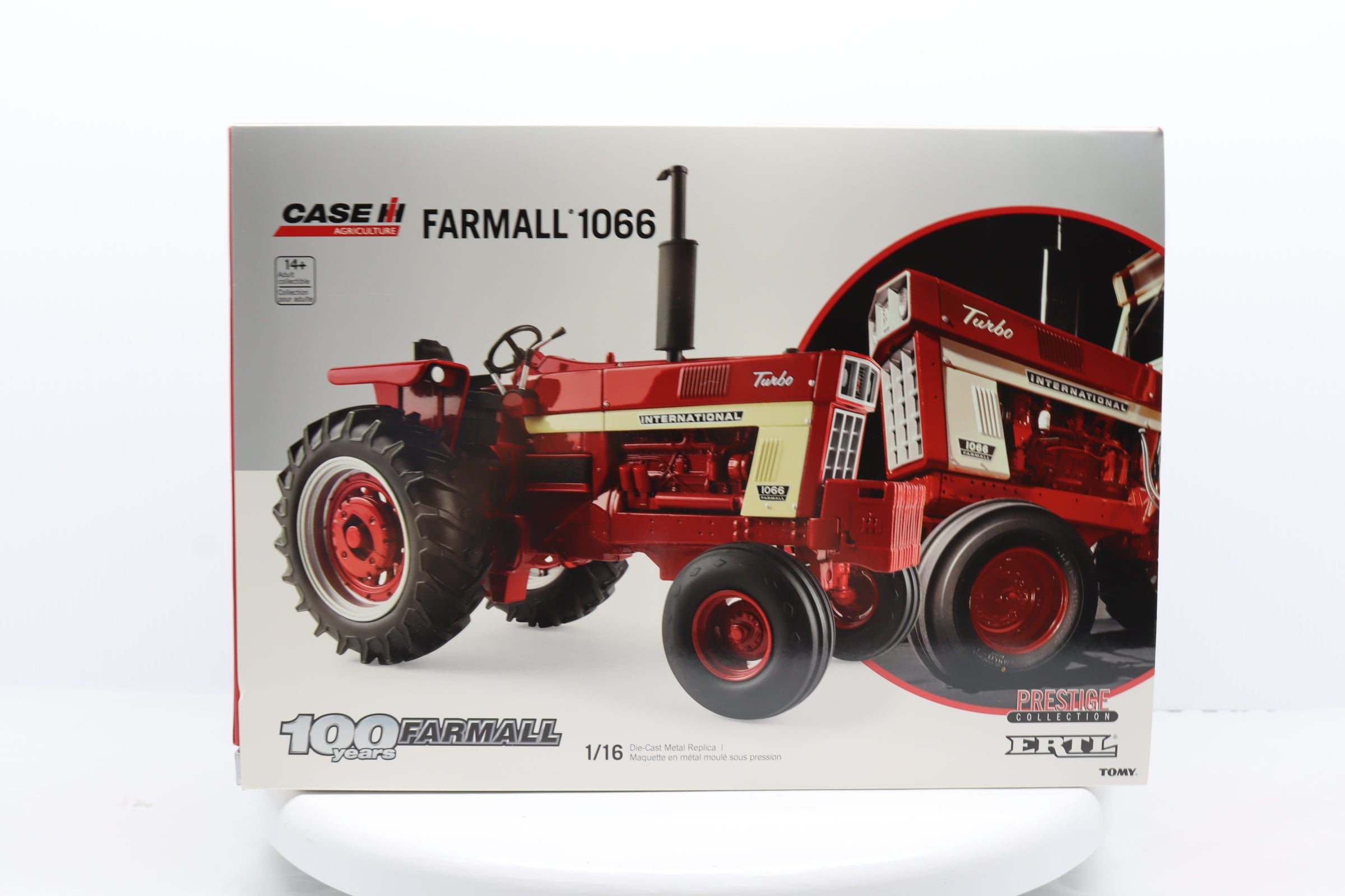 1/16 Farmall 1066