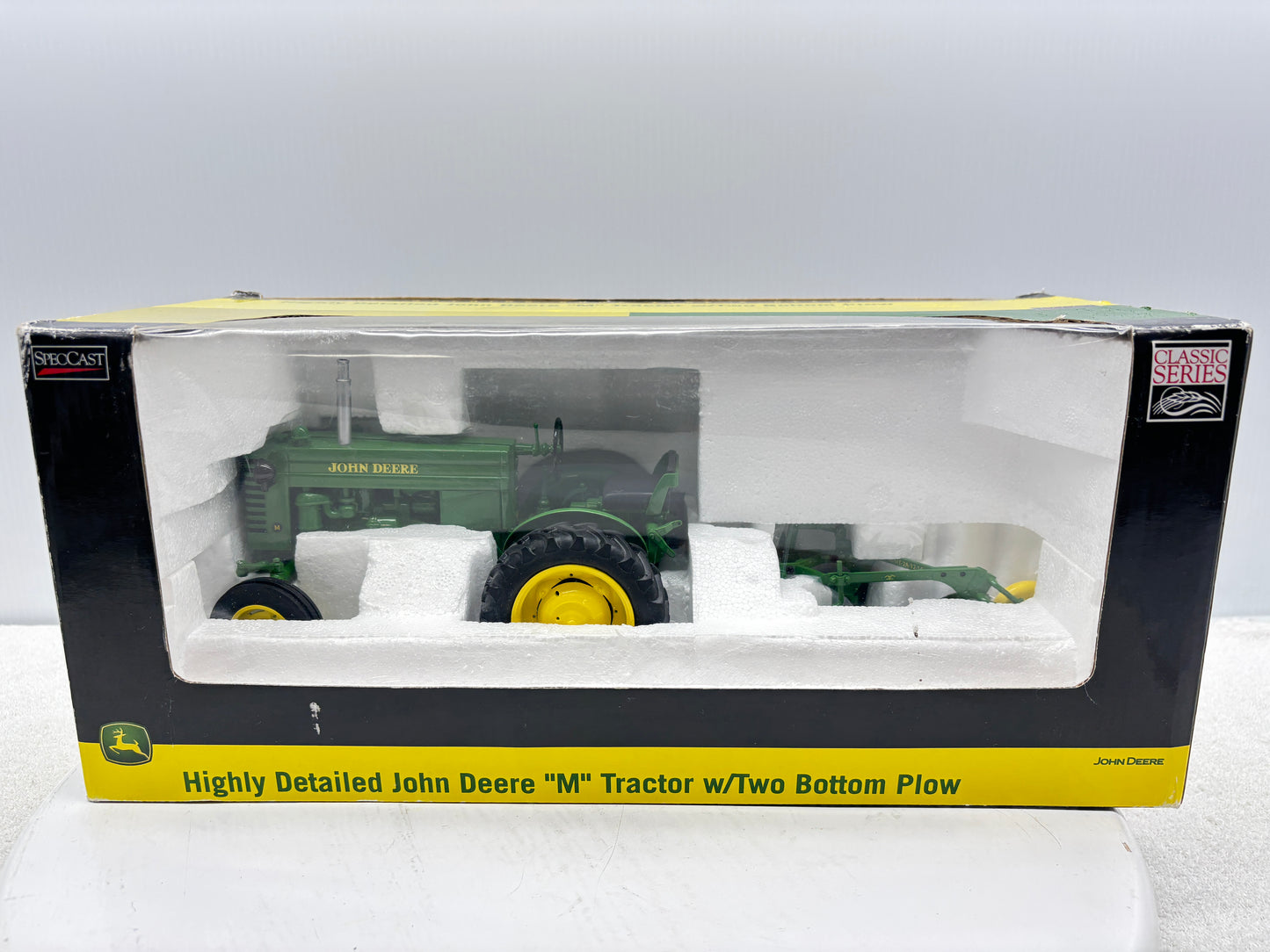 1/16 John Deere ''M''