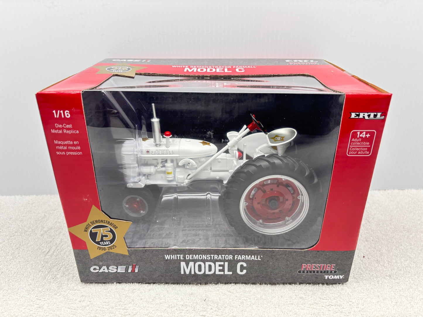1/16 International Farmall C White Demonstrator