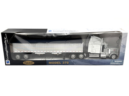 1/32 Peterbilt 379 with Grain Trailer