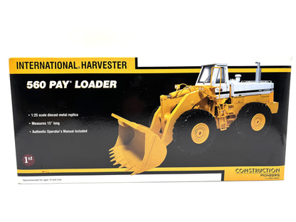 1/25  International 560 Pay Loader YELLOW
