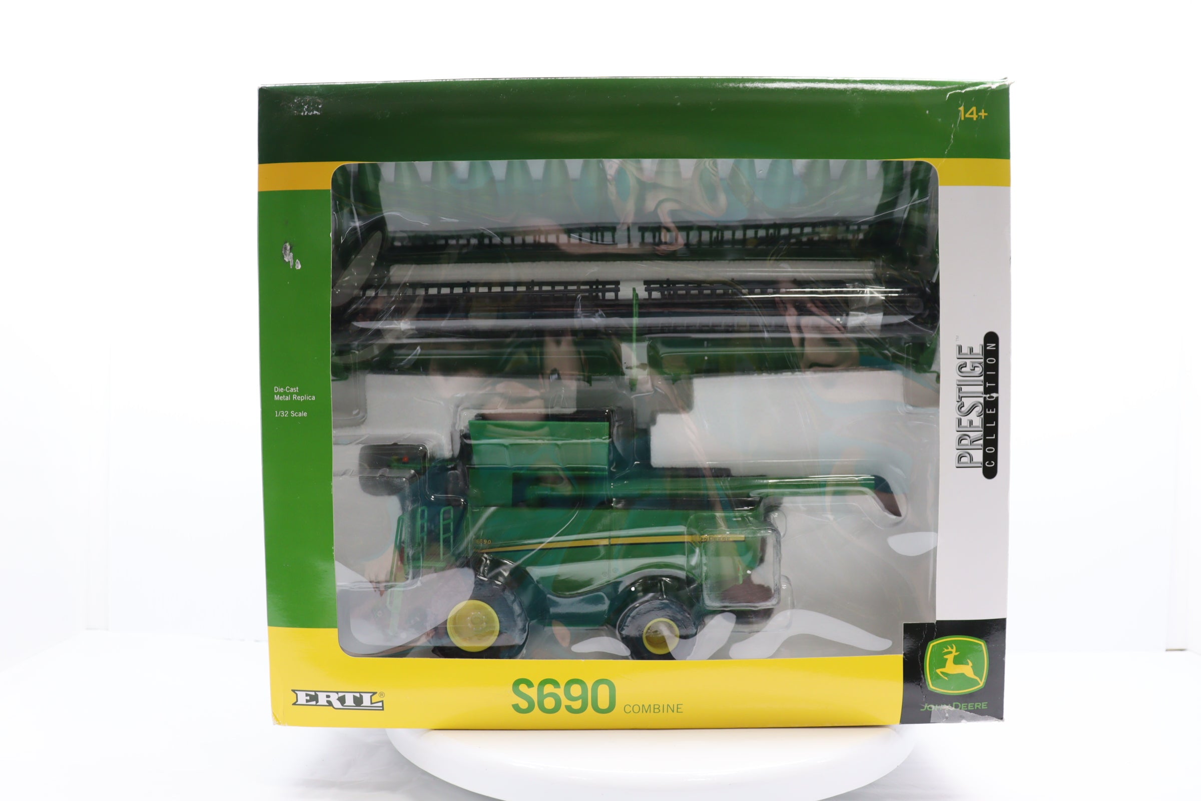 1/32 John Deere S690
