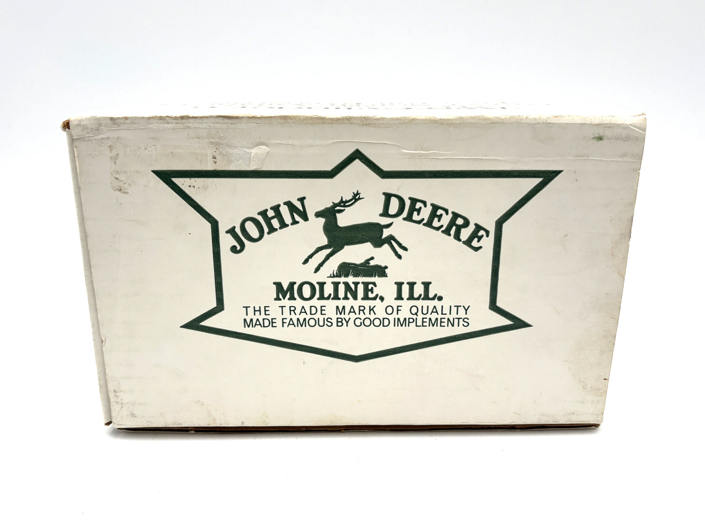 1/16 John Deere Model "BW-40"