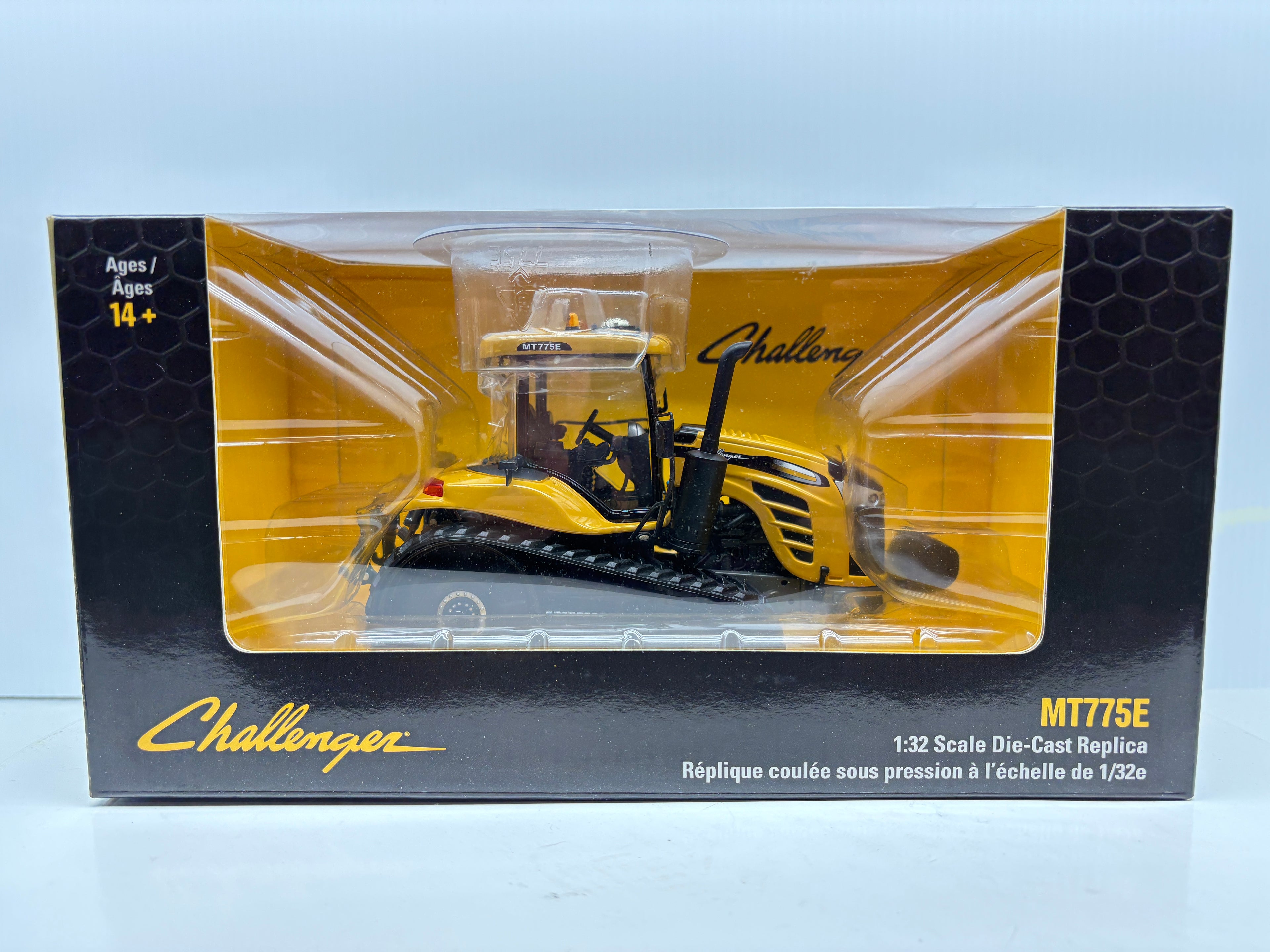 1/32 Challenger MT775E