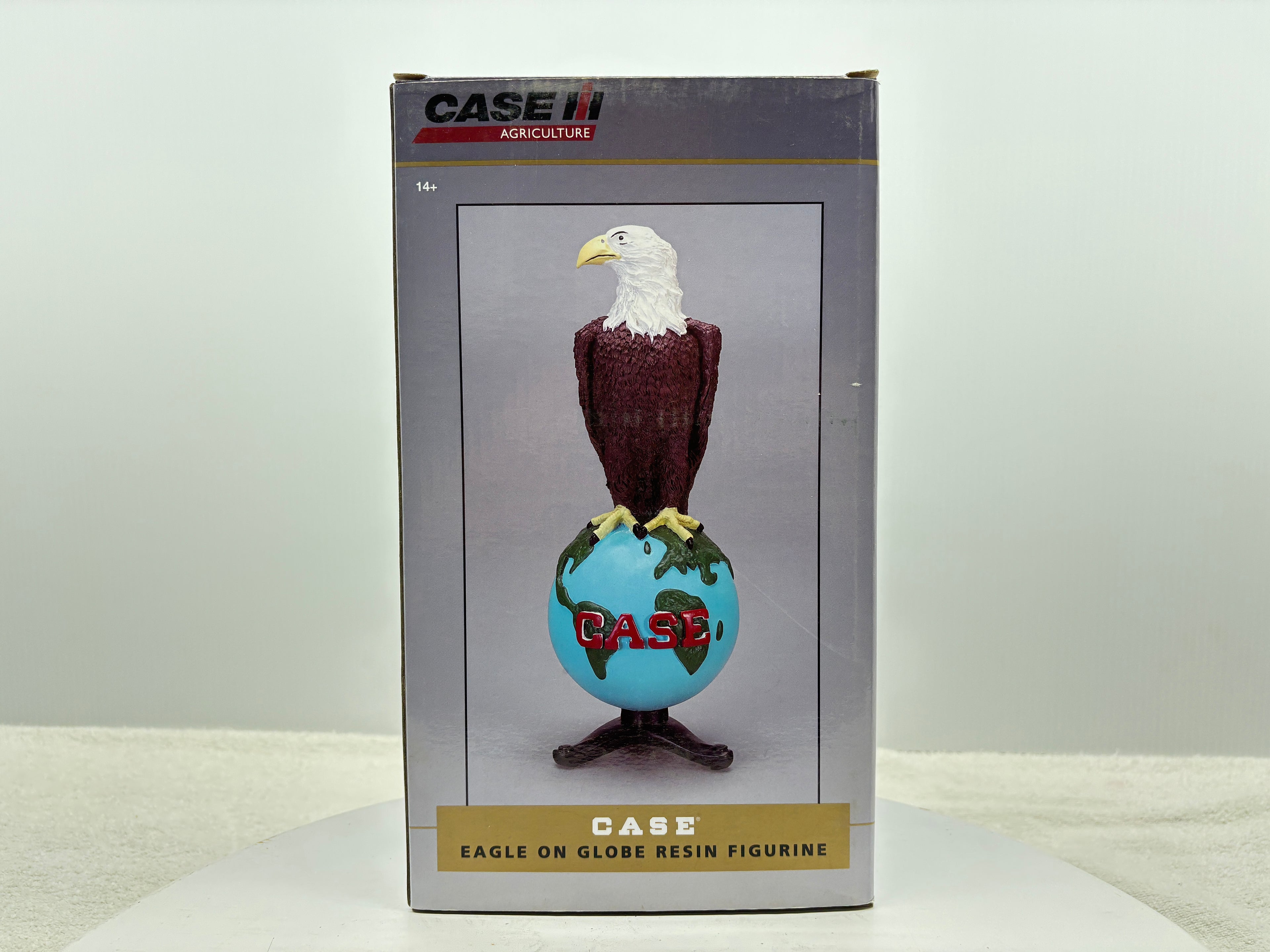 Case Eagle on Globe