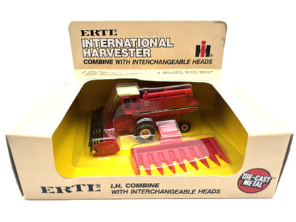 1/80 International Axial Flow Combine