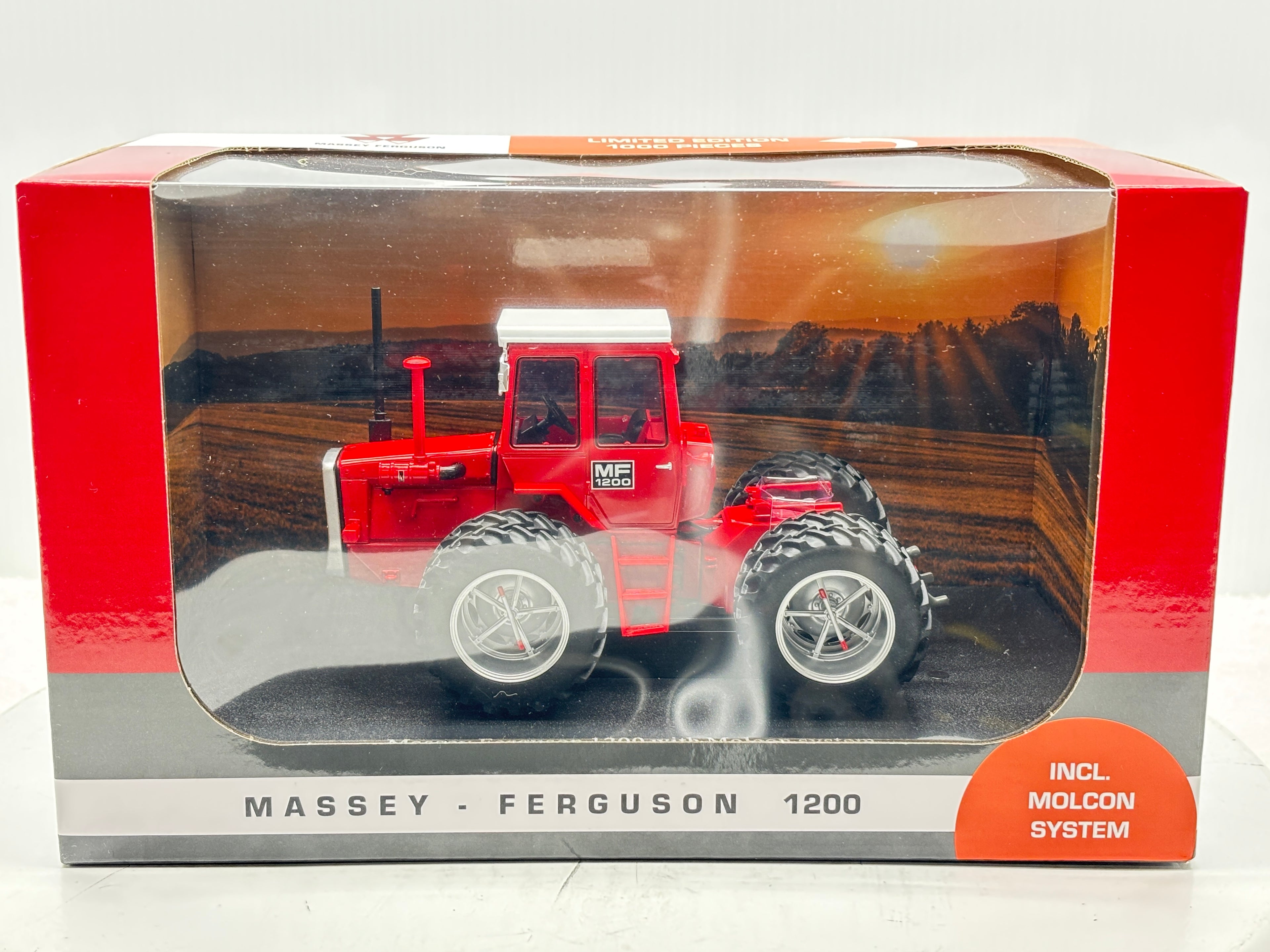 1/32  Massey Ferguson 1200 Molcon