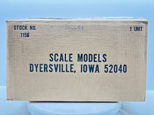 1/16 Versatile 1156 Red Axle