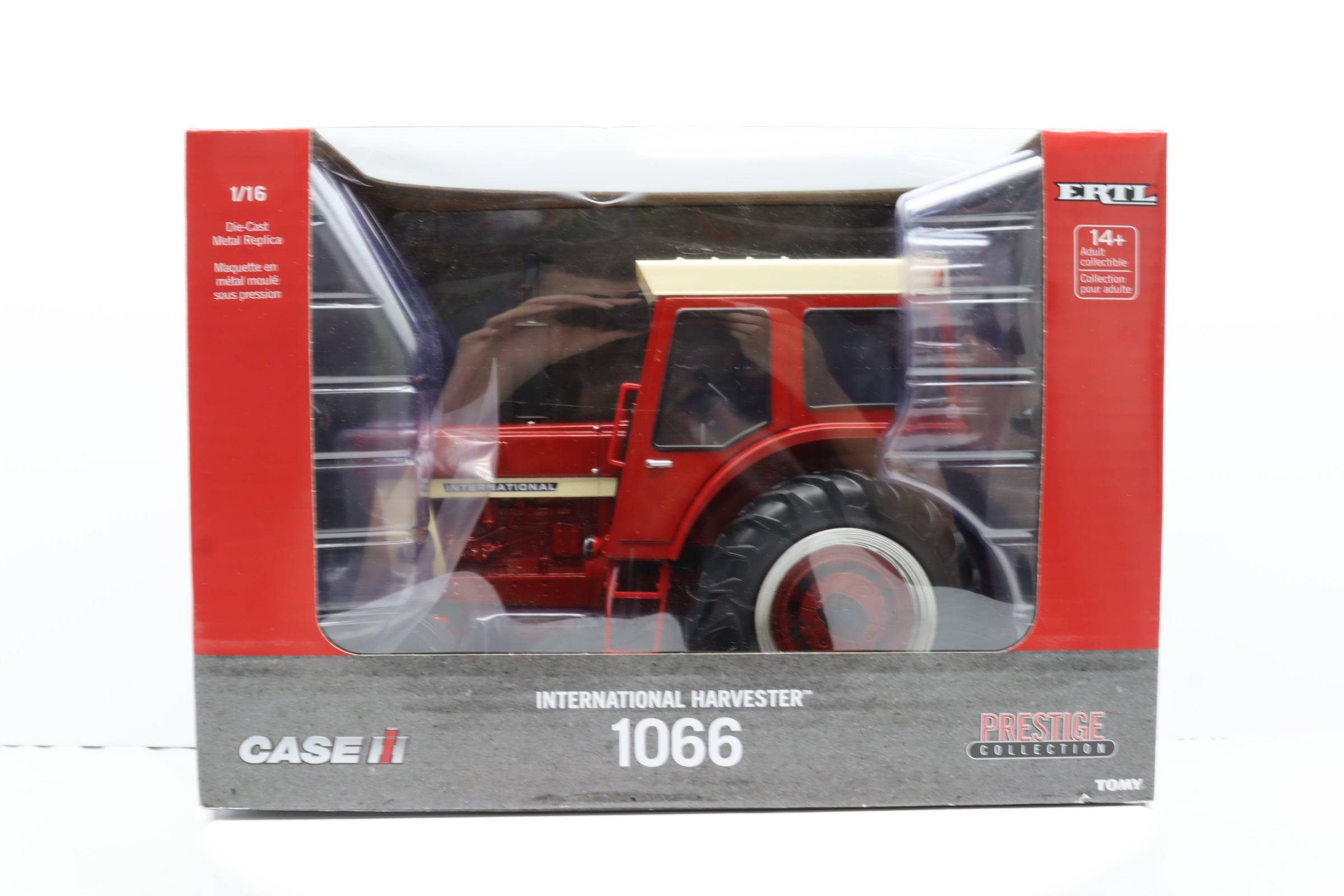 1/16 International 1066