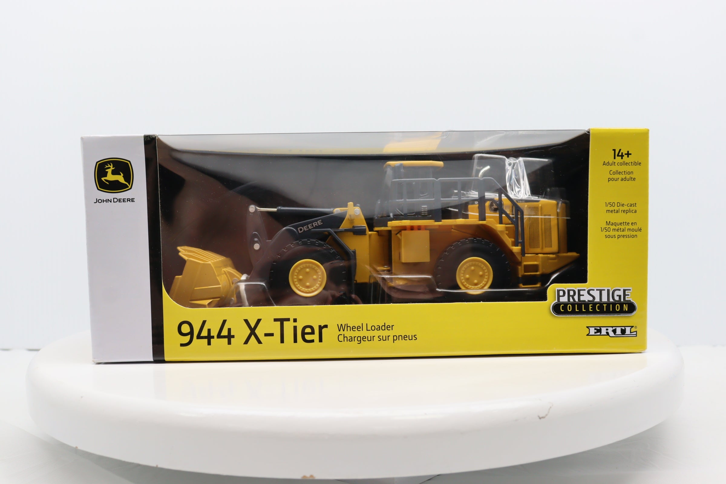 1/50 John Deere 944 X-Tier