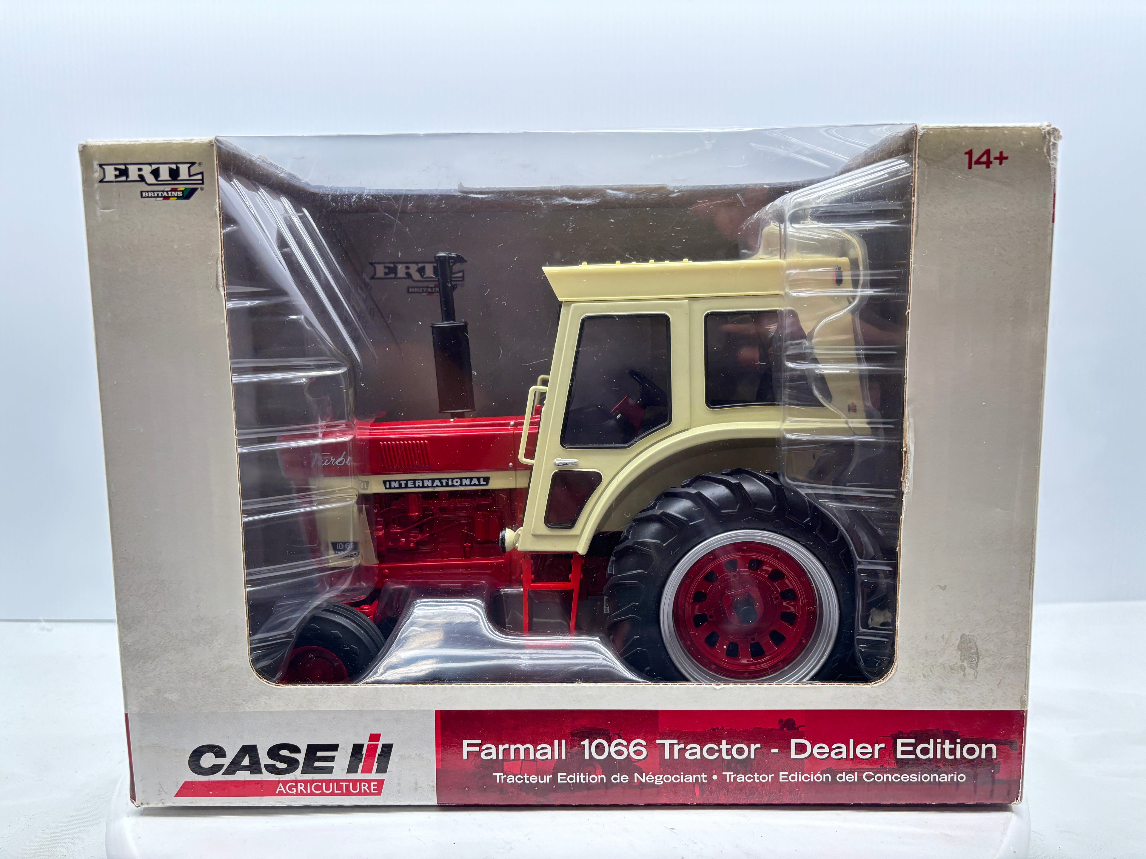 1/16 International 1066