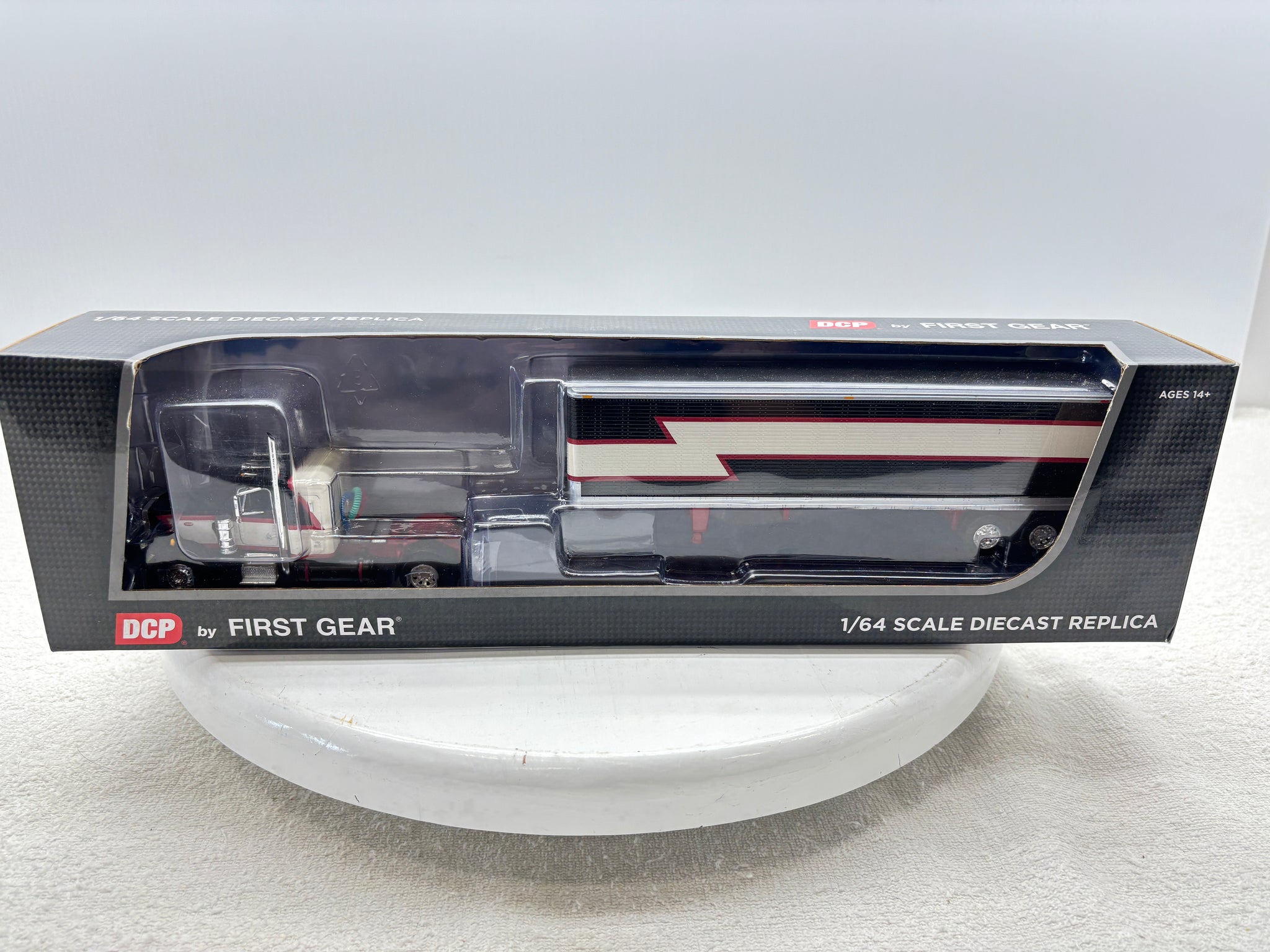1/64 Peterbilt 359