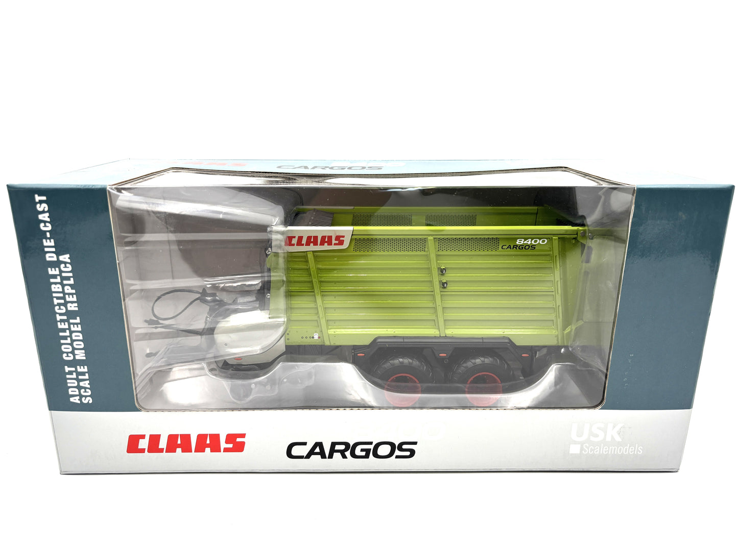 1/32  Claas 8400 Cargos
