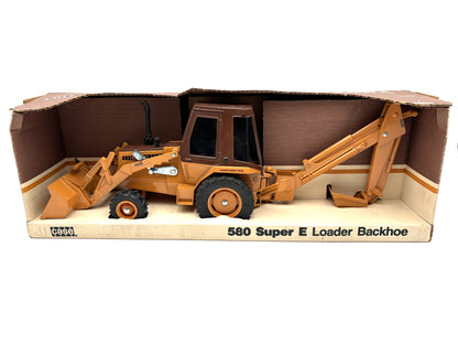 1/16 Case 580 Super E Backhoe Loader
