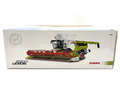 1/32 Claas 8900 TT