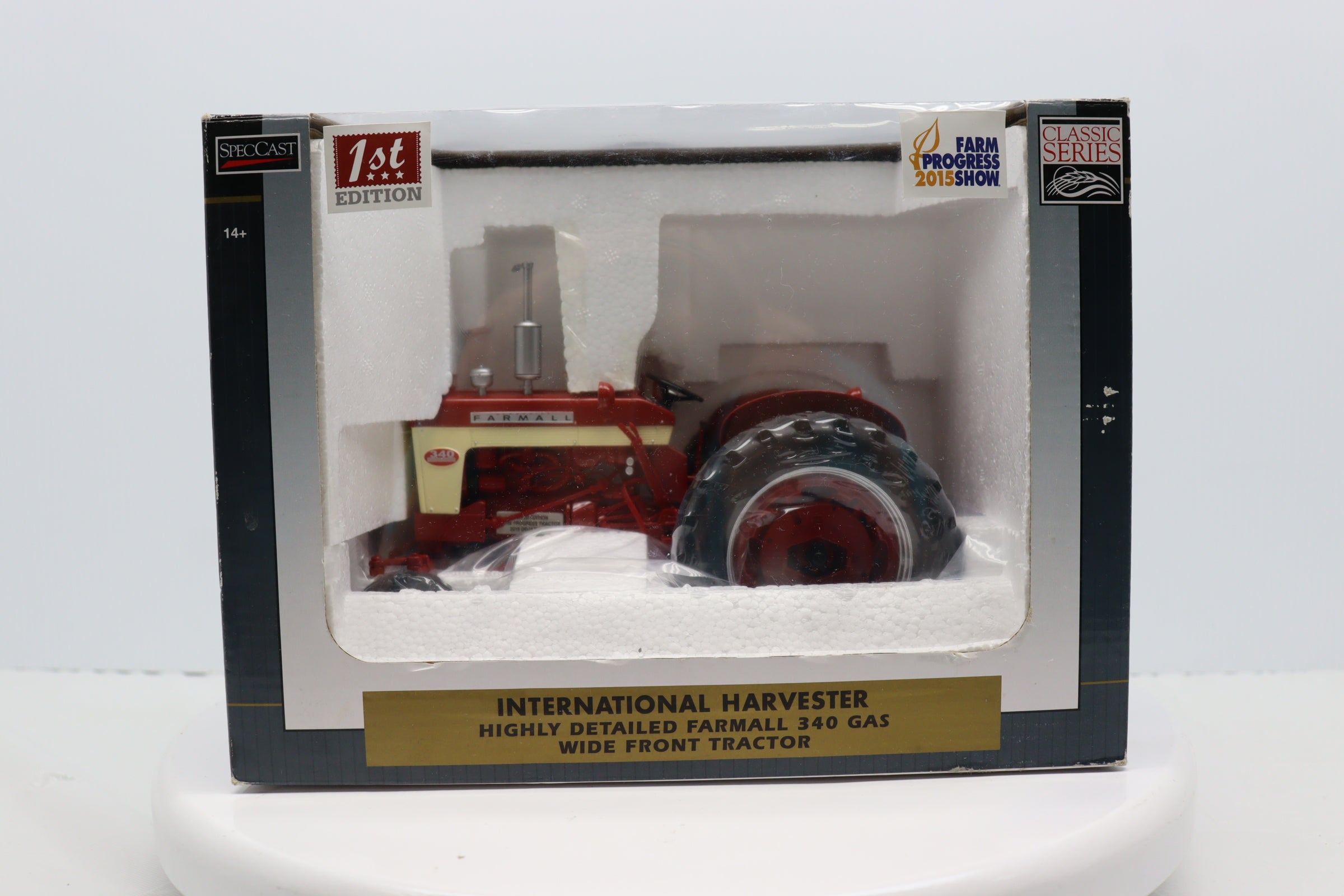 1/16 Farmall 340