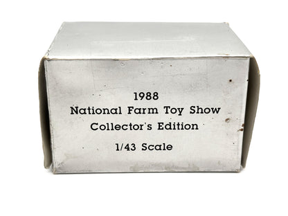 1/43 John Deere 630 LB Toy Farmer