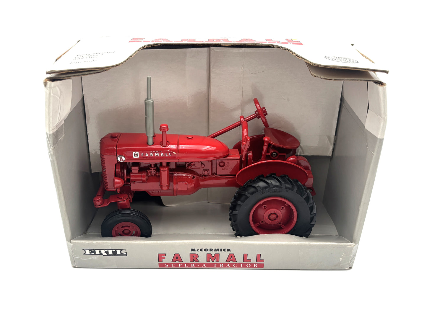 1/16 McCormick Farmall Super A