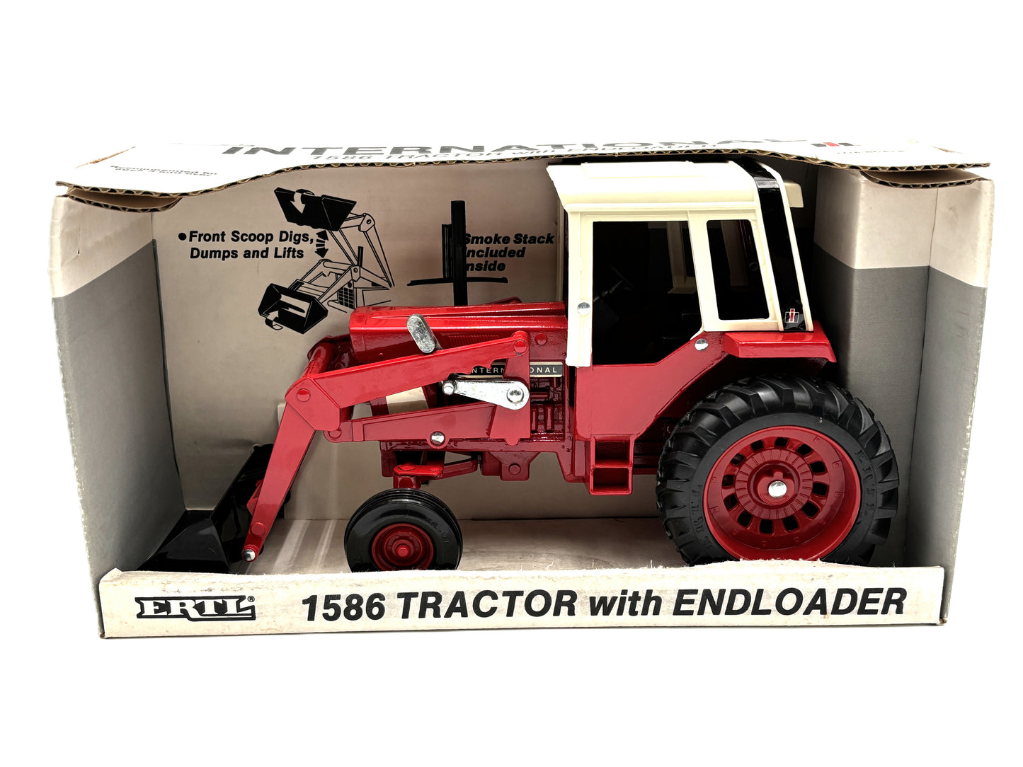 1/16 International 1586 with Loader