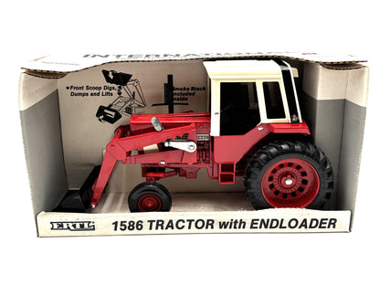 1/16 International 1586 with Loader
