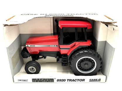 1/16 Case IH 8920