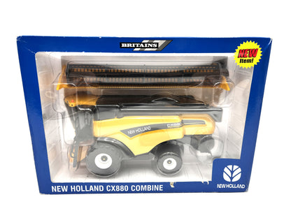 1/32 New Holland CX880 Combine