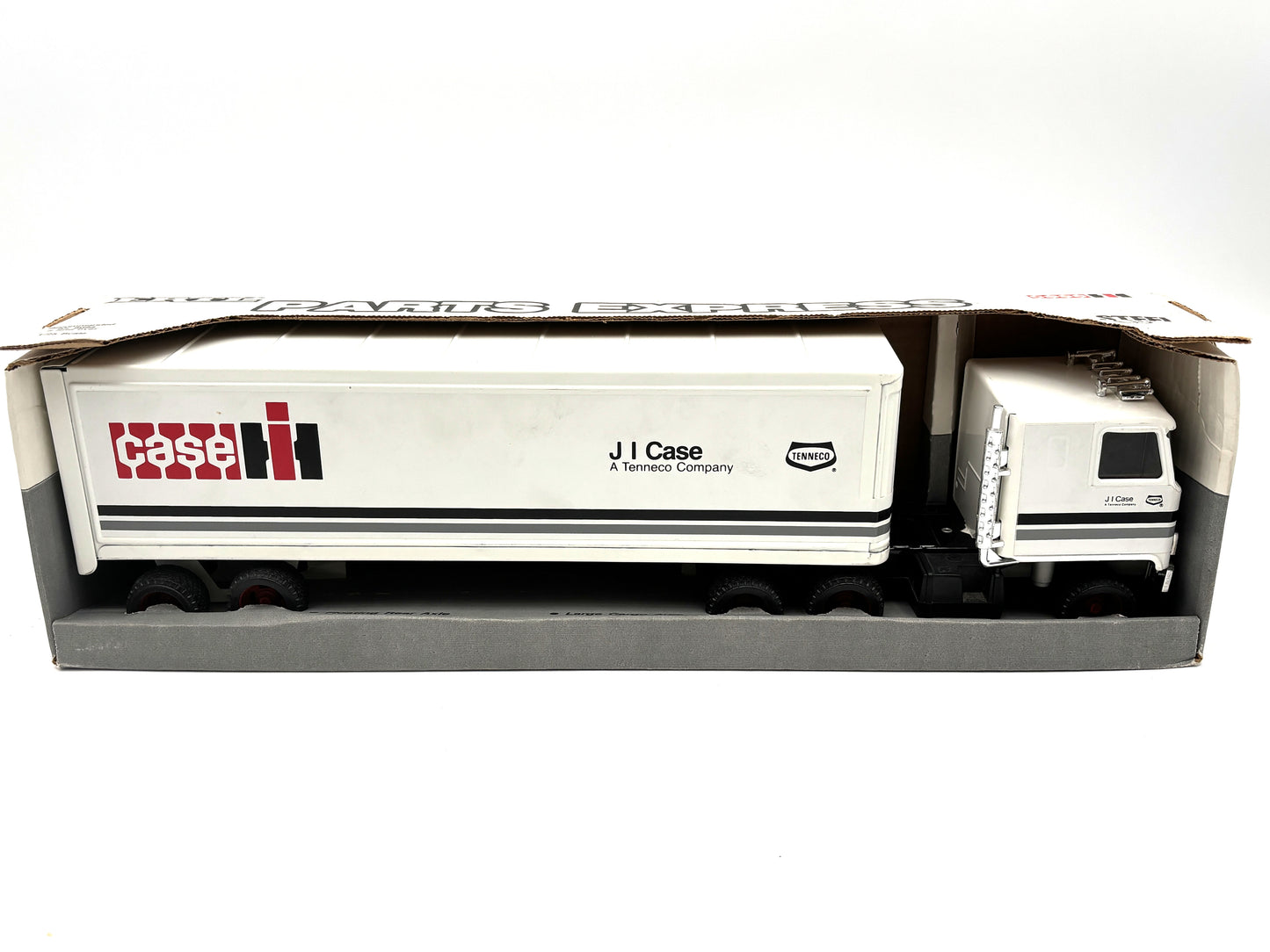 1/25 Case IH Parts Express Truck and Trailer