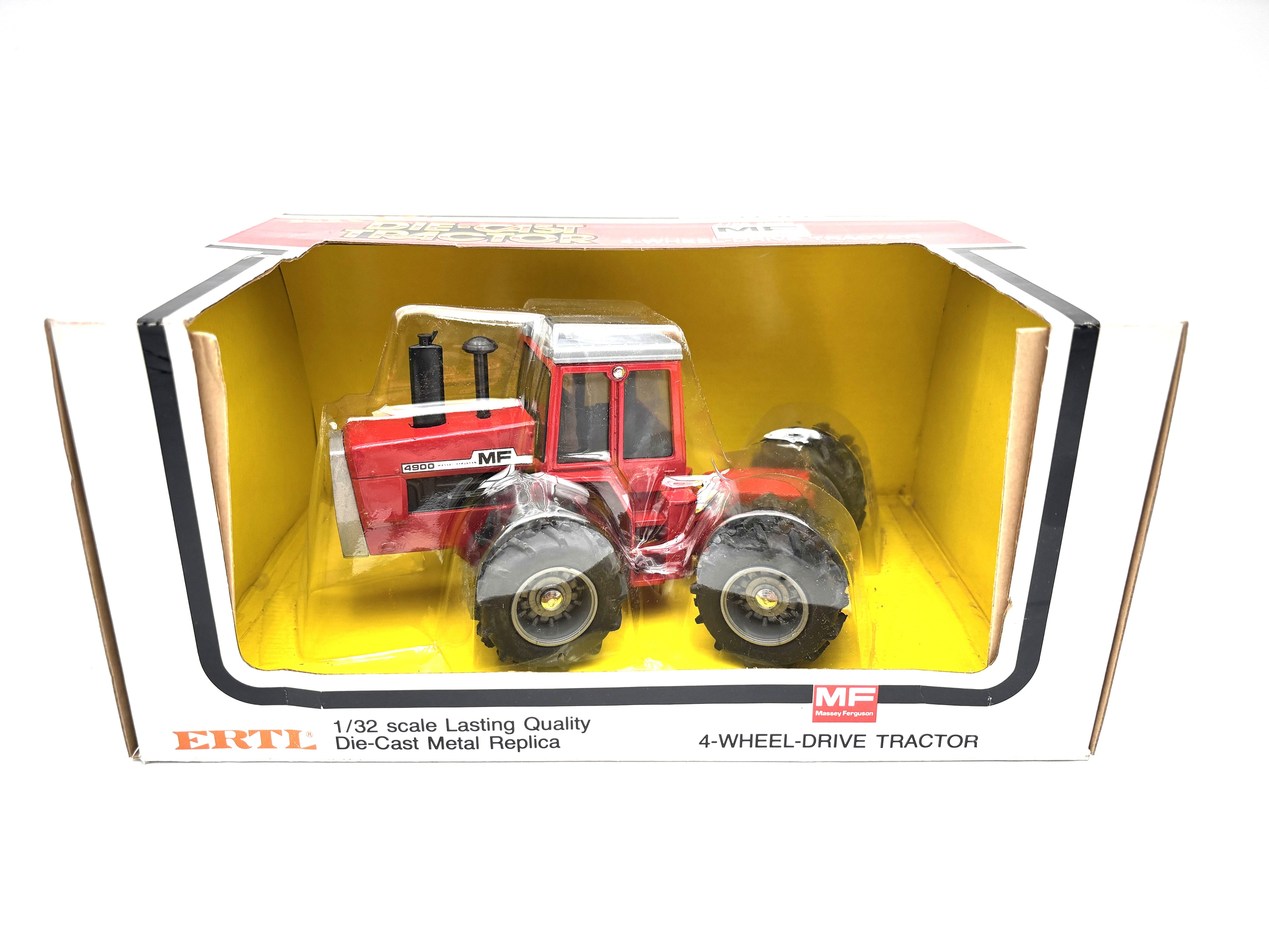 1/32  Massey Ferguson 4900