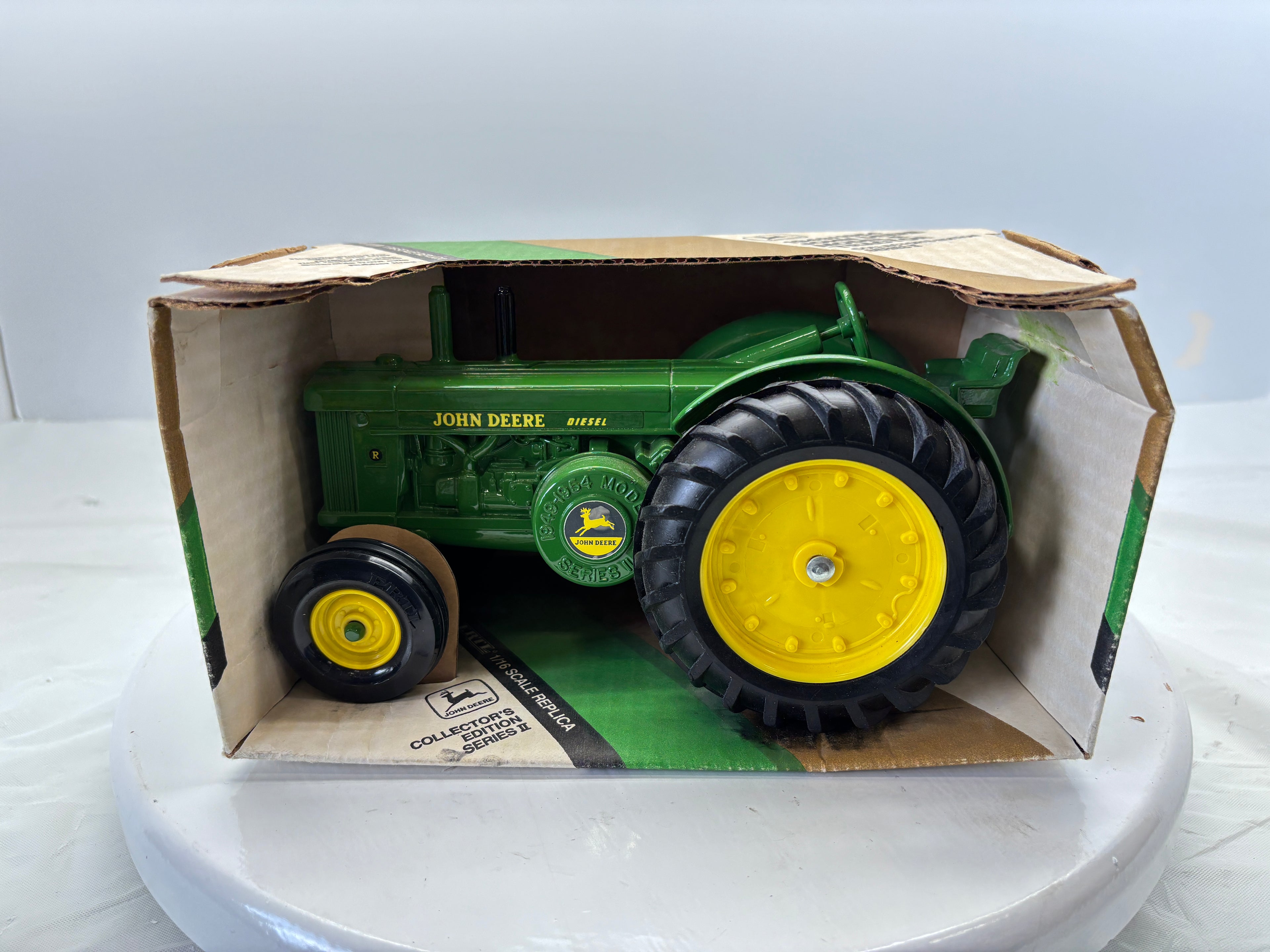 1/16 John Deere R - Collector