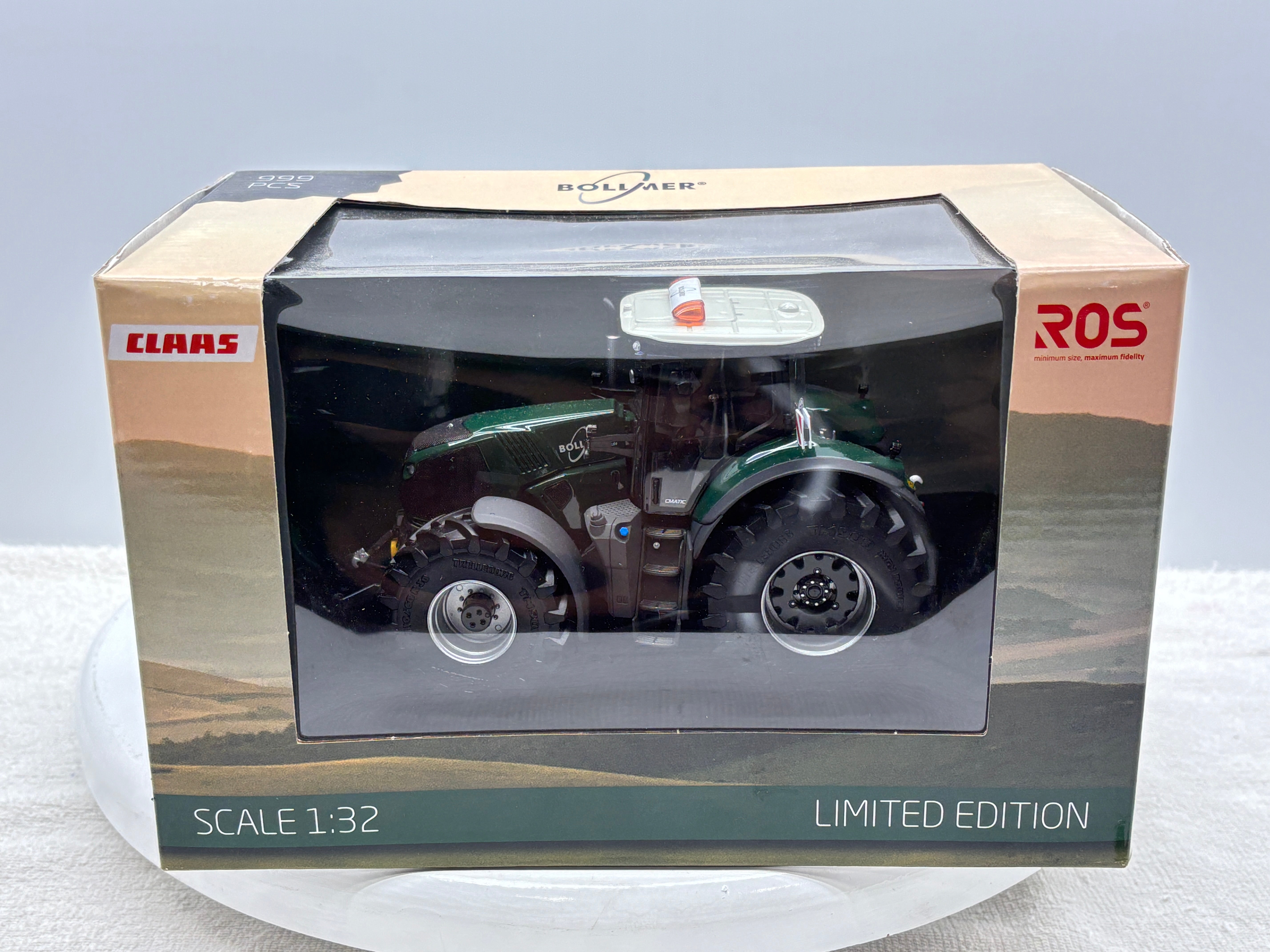 1/32 Claas Axion 870 Bollmer – Creekside Farm Toys