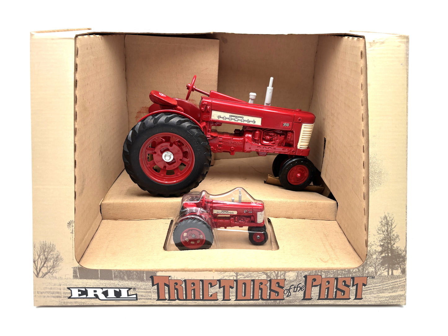 1/16 McCormick Farmall 350 Tractors of the Past Set
