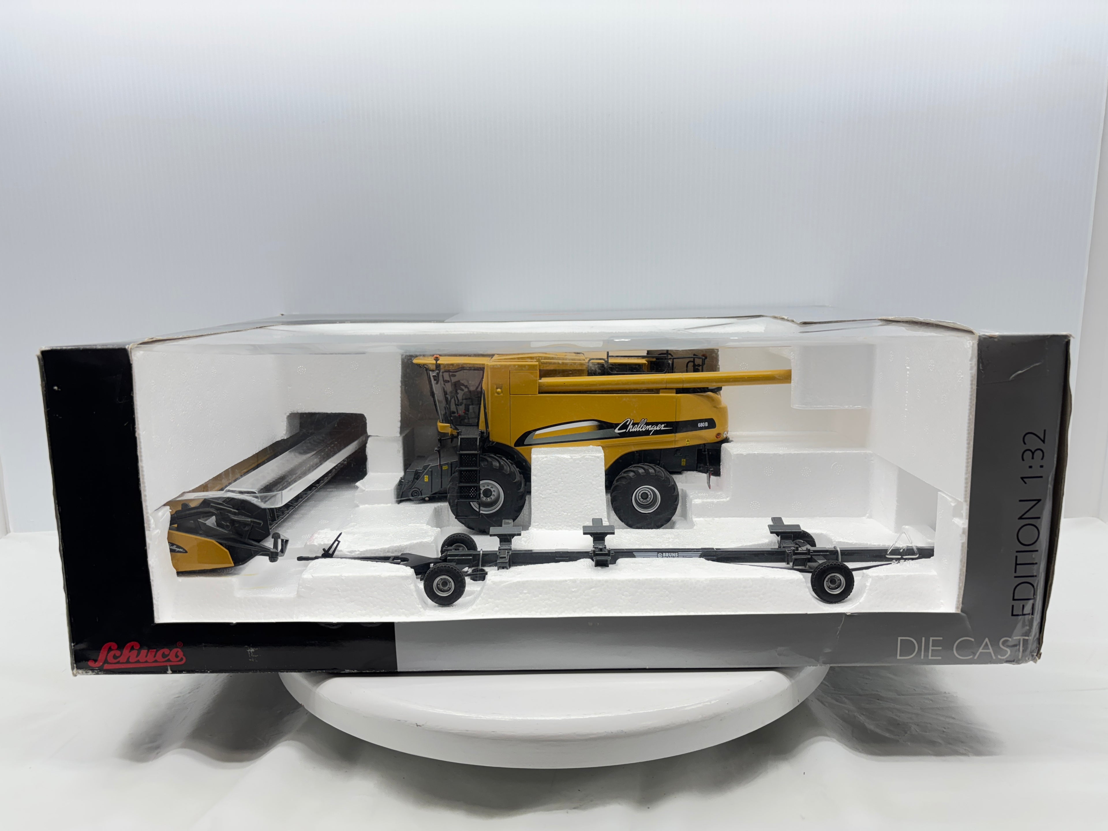 1/32 Challenger 680B