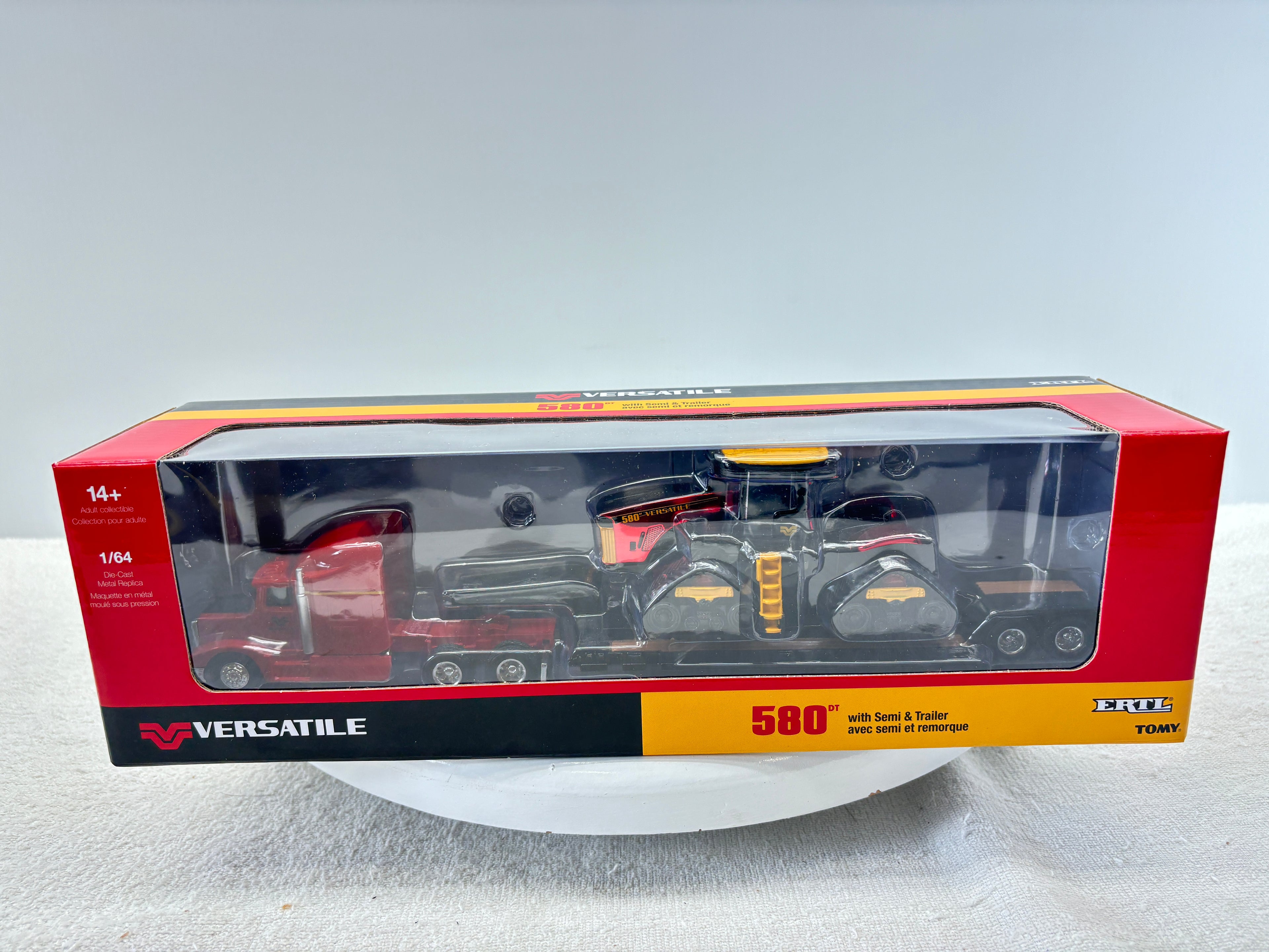 1/64 Versatile 580 DeltaTrak Chase