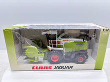 1/32 Claas Jaguar 900