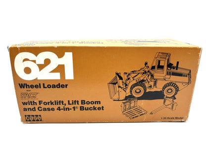 1/35 Case 621 Pay Loader