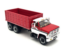 1/64 GMC 6500 Tandem Axle