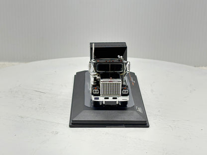 1/64 GMC General Black-Gold