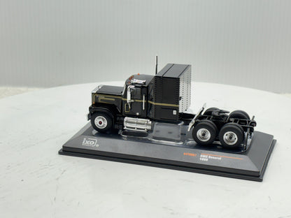 1/64 GMC General Black-Gold