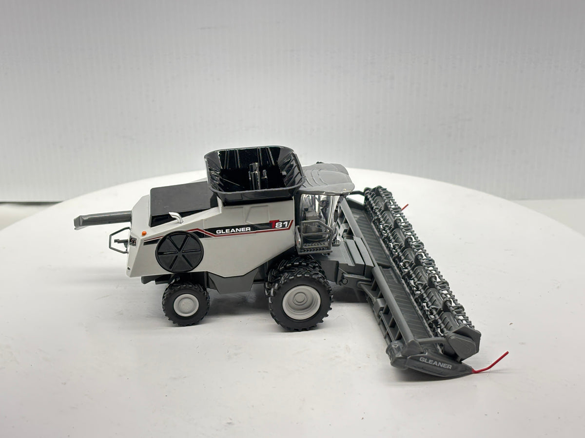 1/64 Gleaner T81 – Creekside Farm Toys