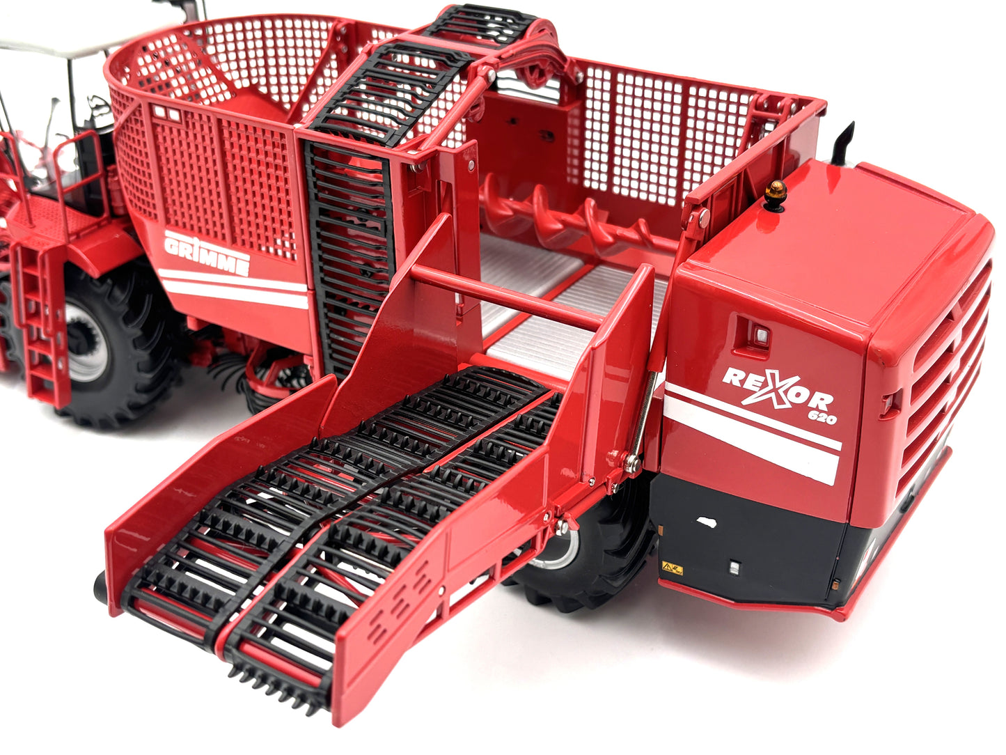 1/32 Grimme Rexor 620 Sugar Beet Harvester