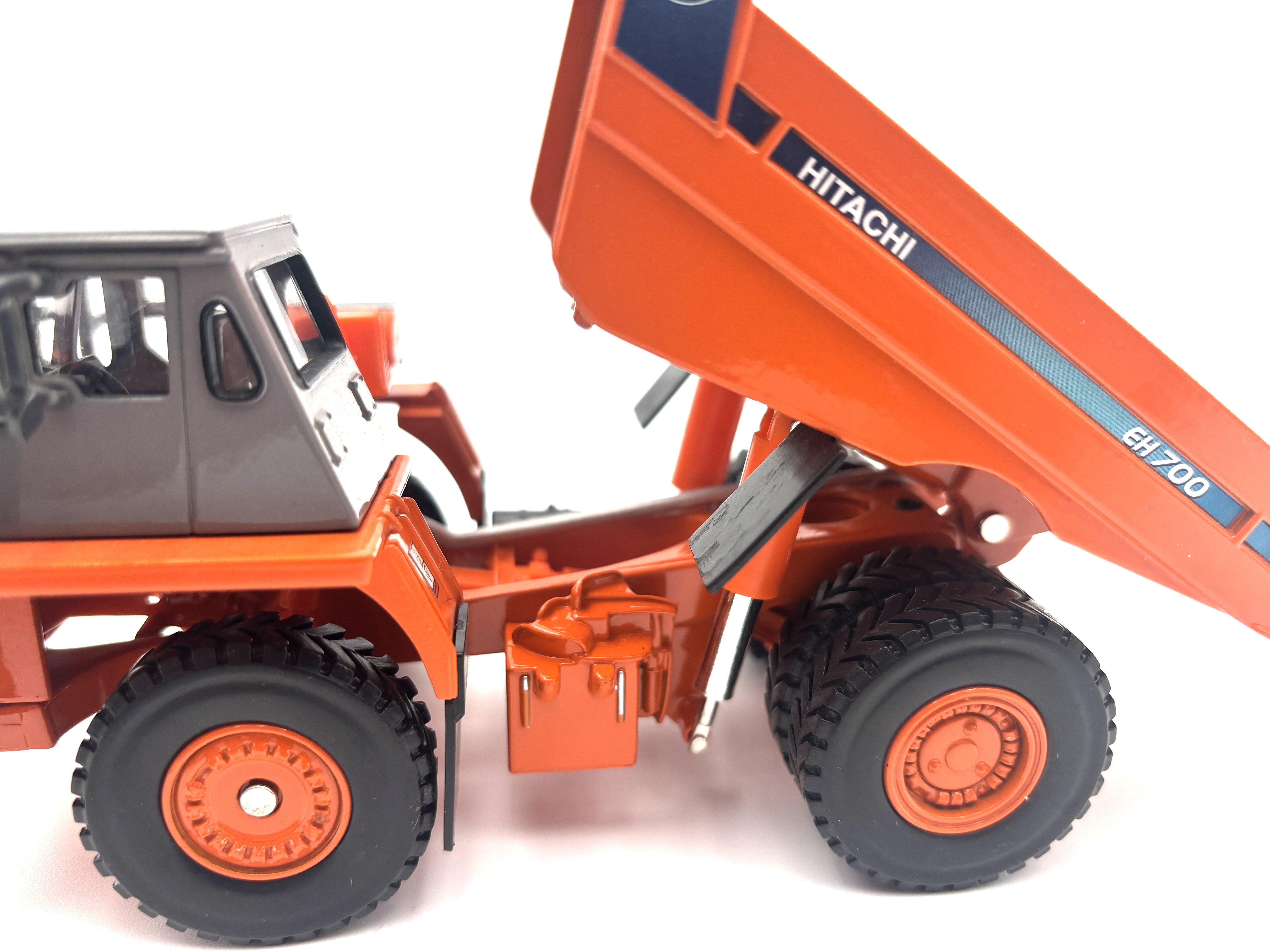 HITACHI　EH-700   50分の1 1/50 Hitachi EH700 Mining Truck – Creekside Farm Toys