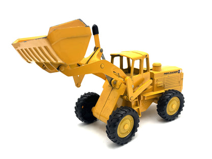 1/24 Hough IH Pay Loader