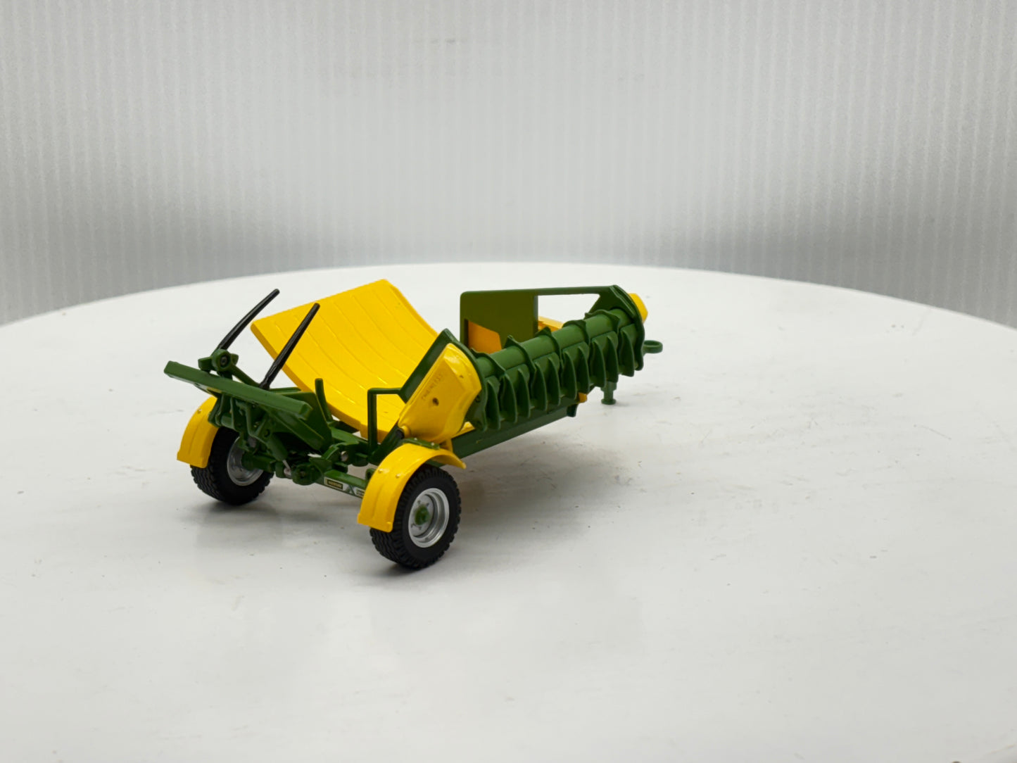 1/32 Hustler X5000