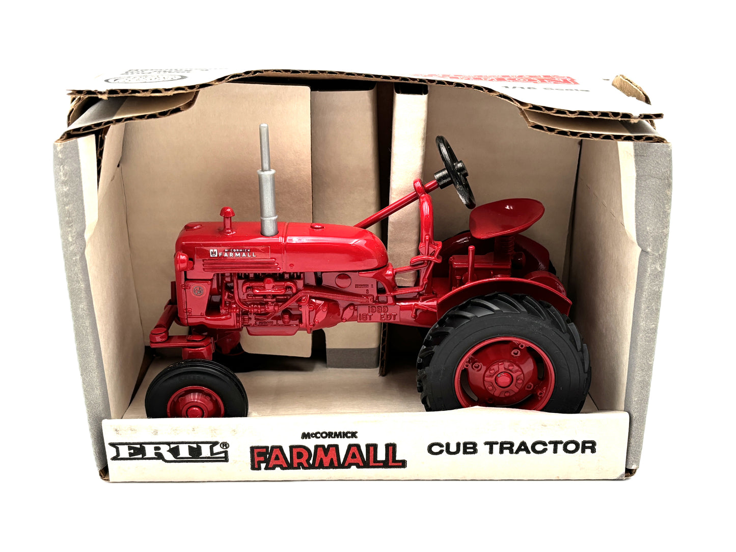 1/16 McCormick Farmall Cub Special Edition