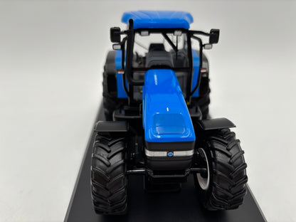 1/32 NEW HOLLAND TM 165 MFWD