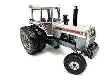 1/16 White 2-135 Red Stripe Lafayette Show